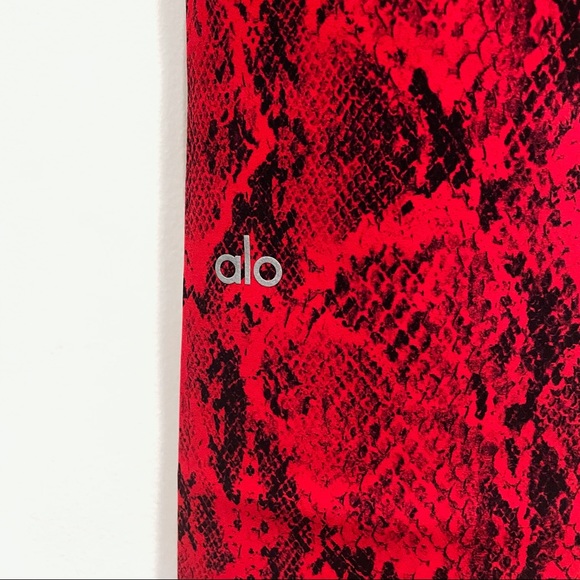 NWT - Alo Yoga High-Waist Snakeskin Vapor Legging - Picture 10 of 11